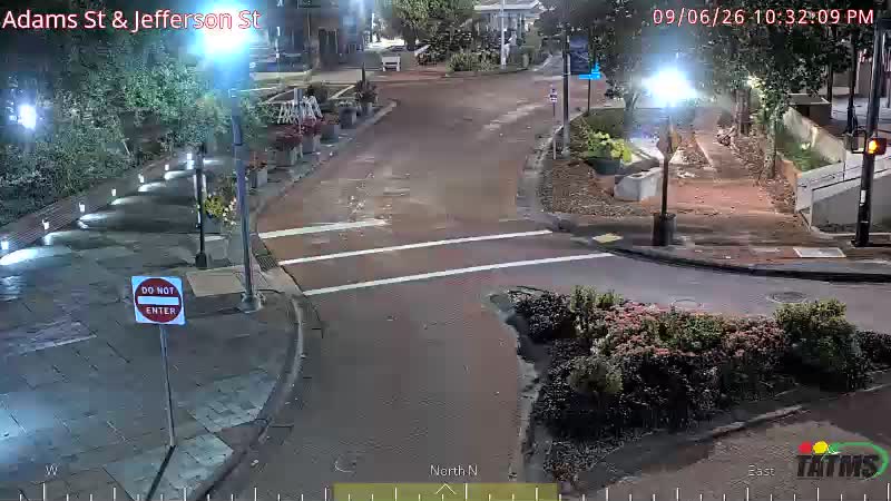 Adams St & Jefferson St