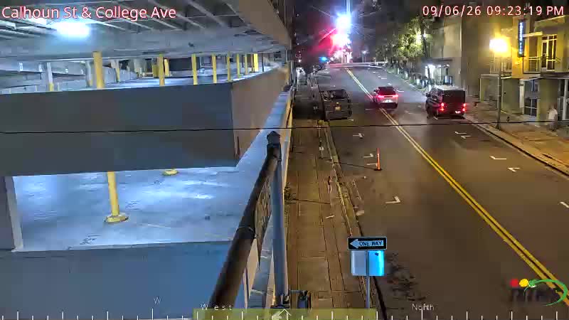 Calhoun St & College Ave