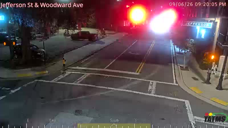Jefferson St & Woodward Ave