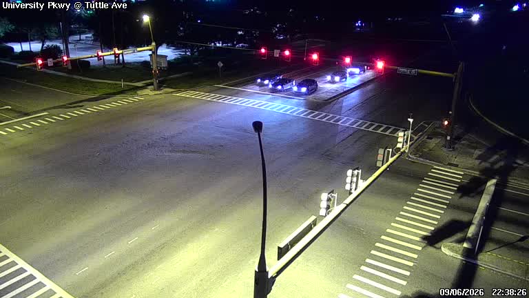 SA University Pkwy @ Tuttle Ave