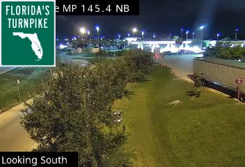 Tpke MM 145.4 NB at Service Plaza
